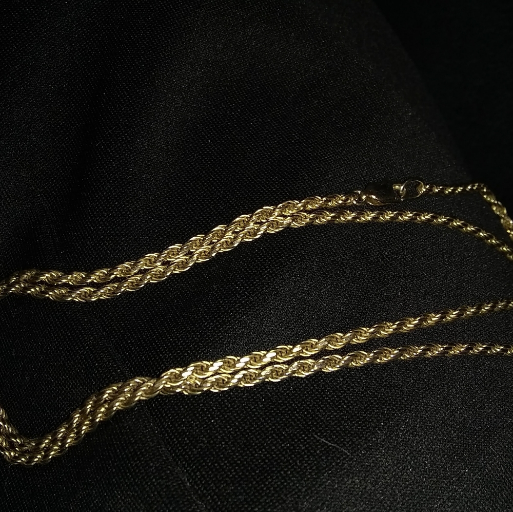 Jewelry - Picture 2 of 8